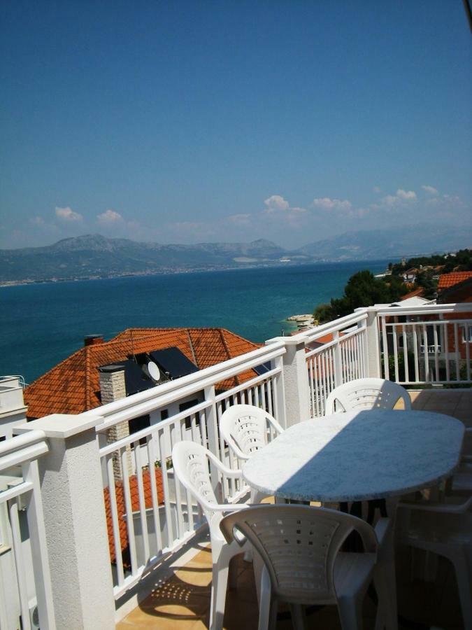 Apartments Nena - Trogir Exterior photo